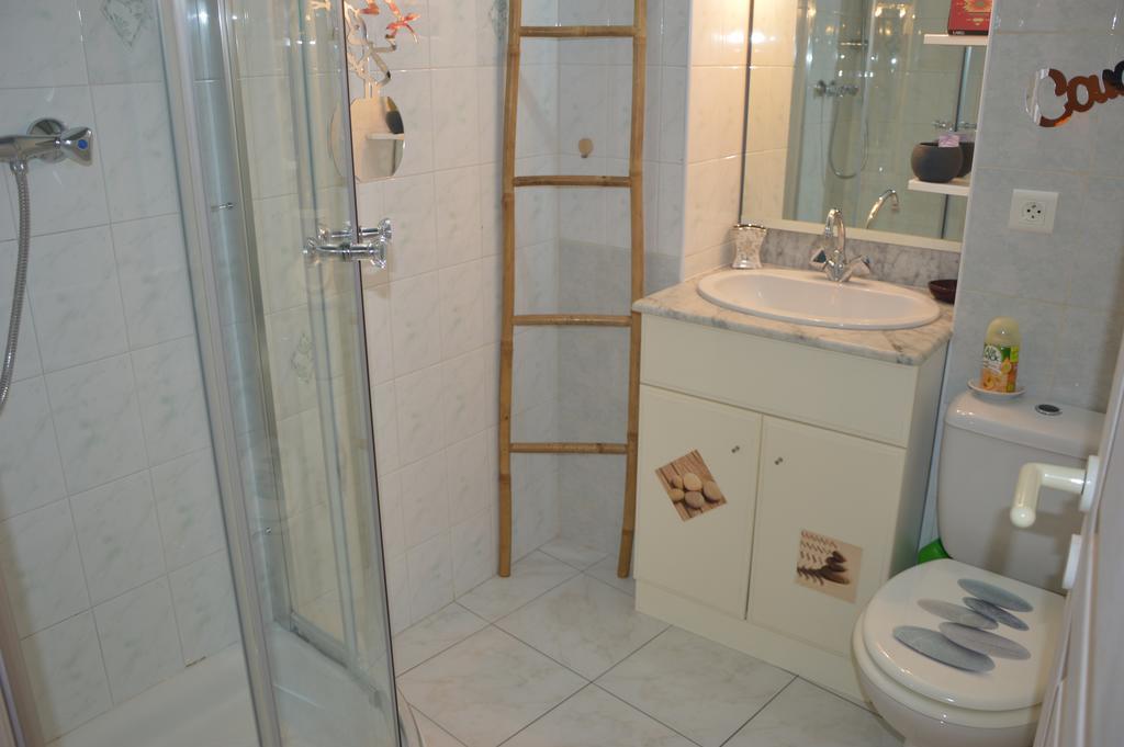 Le Campanin Apartment ม็องตง ภายนอก รูปภาพ