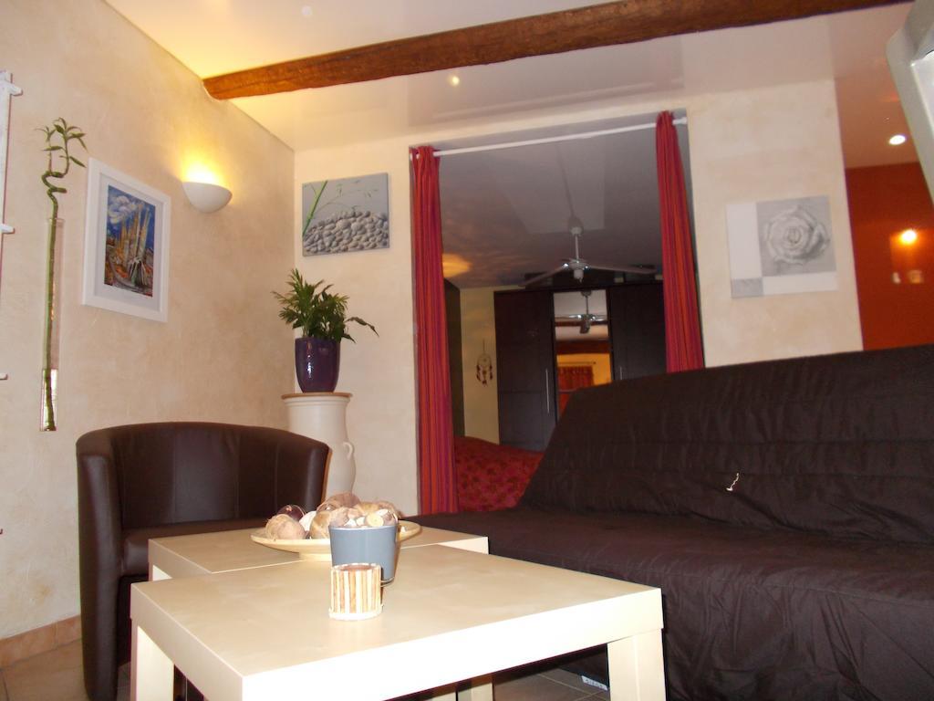 Le Campanin Apartment ม็องตง ห้อง รูปภาพ